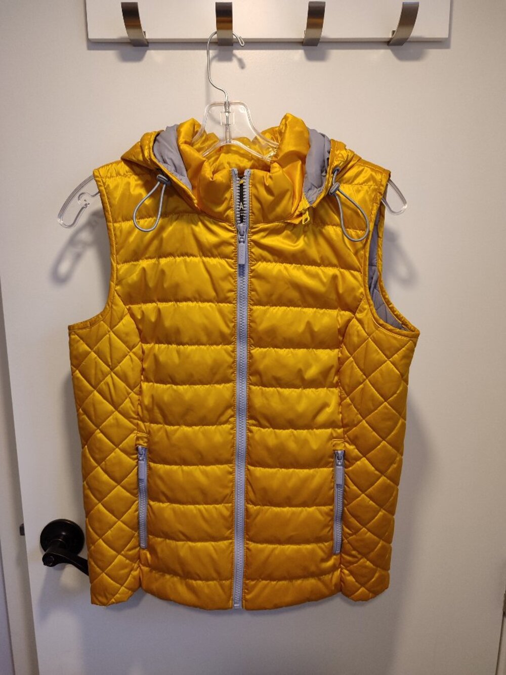 EUC ETAGE Quilted Packable Puffer Vest Gold Mustard with Grey Lining XS